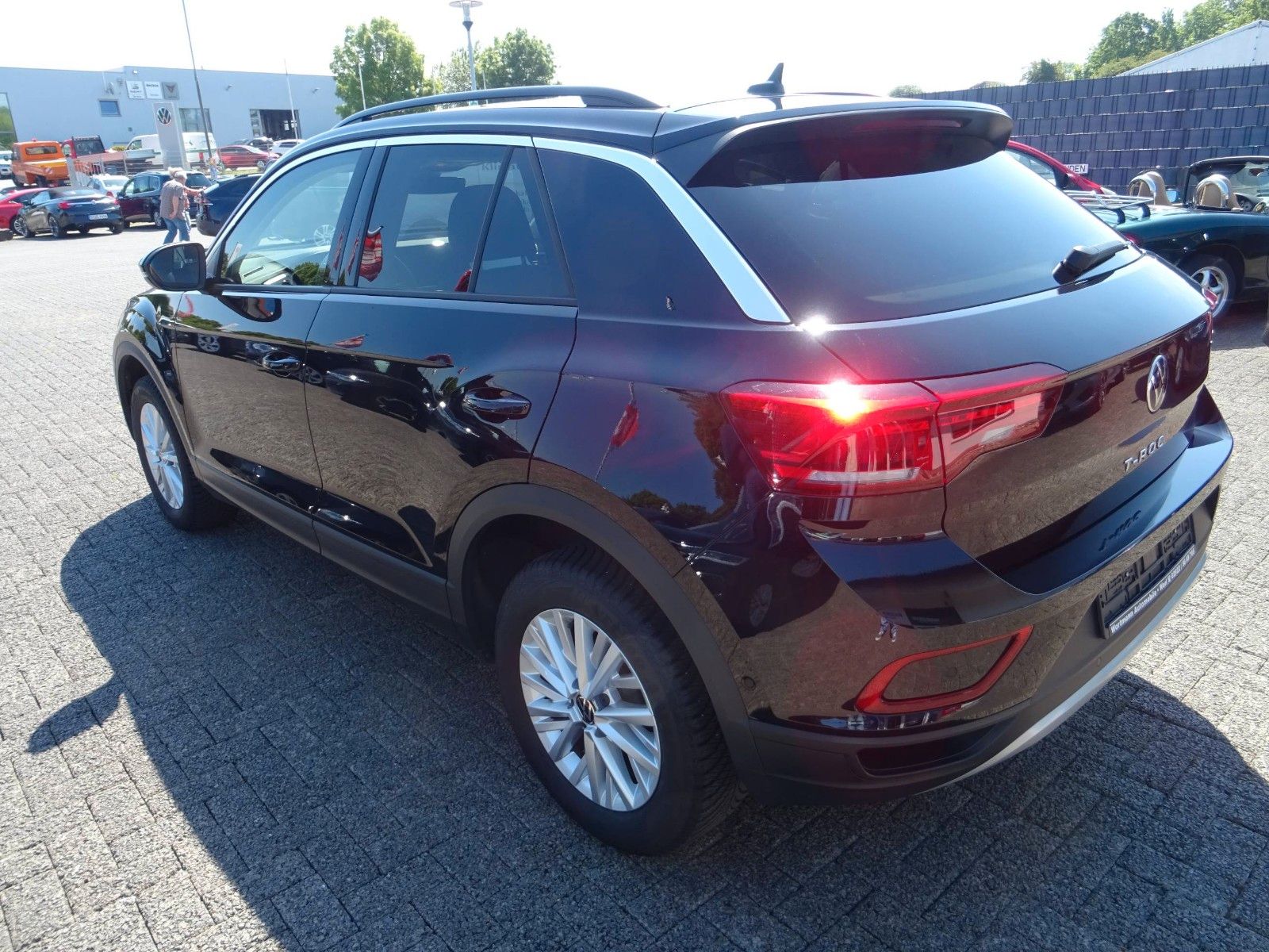 Volkswagen T-Roc 1.0 TSI Life Virt Led Navi/App PDC SHZ foto 4