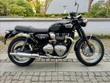 Triumph Bonneville T100, 1. Besitz, nur 4.650 km - TRIUMPH 650
