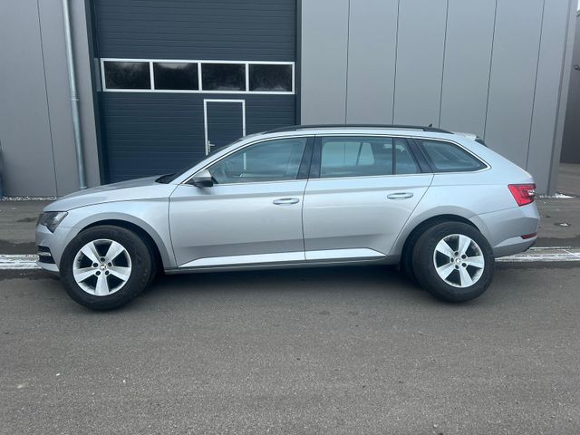 Skoda Superb 2.0 D Combi Ambition+DSG+Amundsen+Alu+WR+