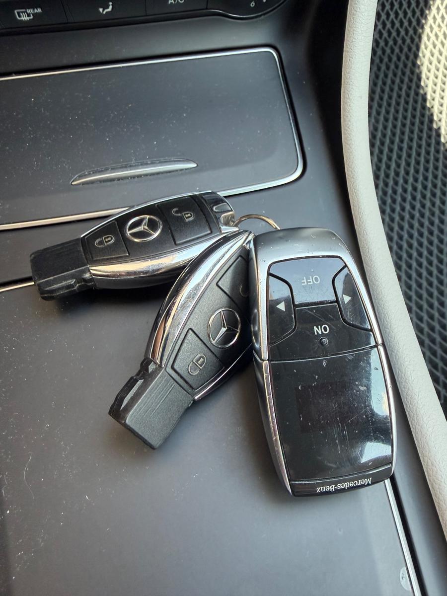 Mercedes-Benz A 250*Leder*NAVI*PTC*Standhzg*Tempomat*Alu18Zoll