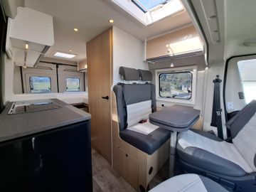 Sunlight Adventure Cliff 602 AHK SOLAR LED FIAT NAVI 10
