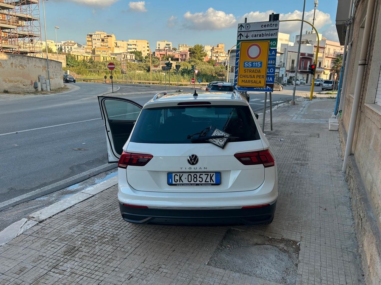 Volkswagen Tiguan 2.0 TDI 150 CV SCR DSG R-Line imagem 3
