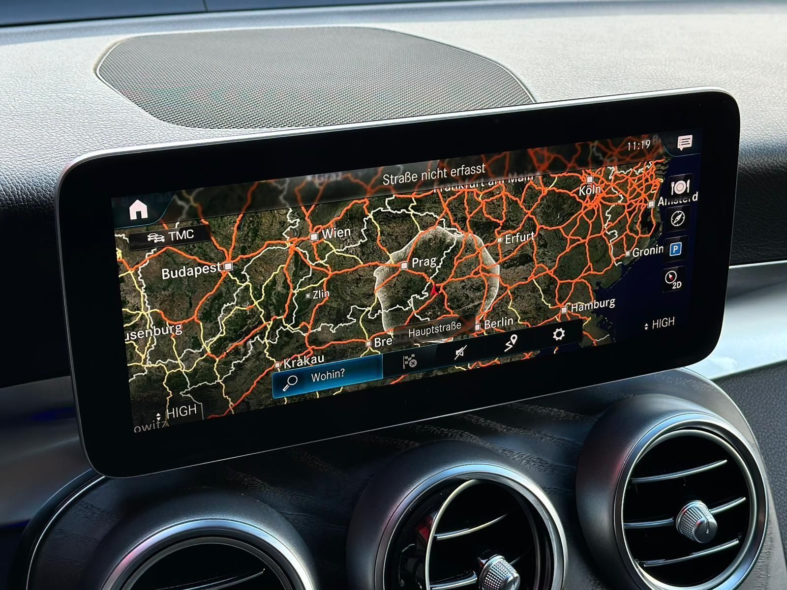 MERCEDES-BENZ GLC220d 4M AMG* MULTIBEAM#SHZ#SH#AHK#DTR+#SPUR - Image 13