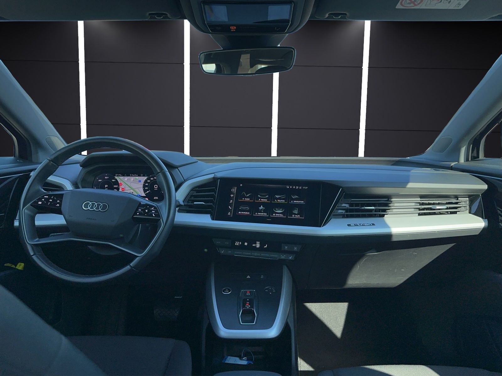 Fahrzeugabbildung Audi Q4 e-tron 35 Virtual DAB LED NAVI