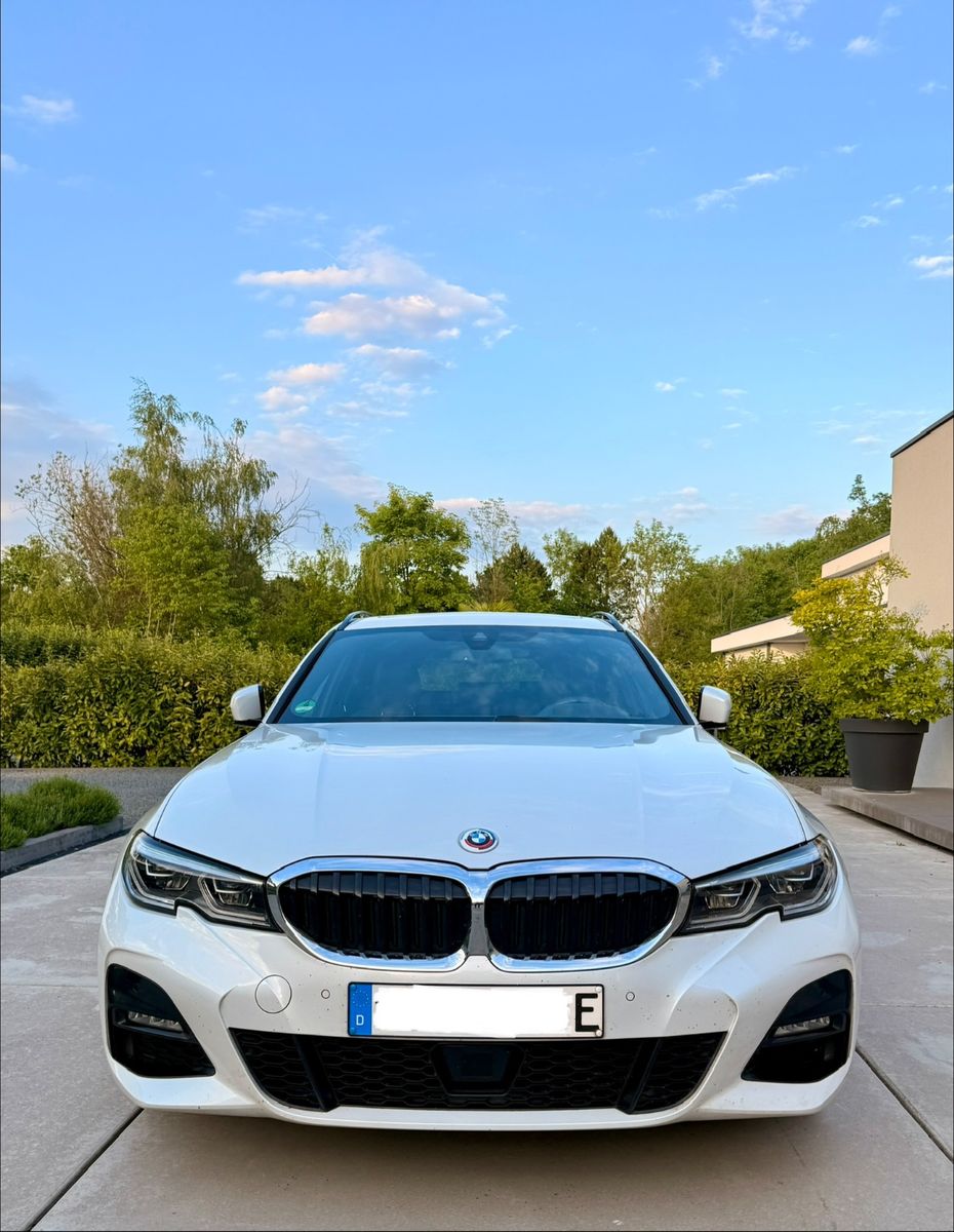 BMW 330e M Sport M Sport HUD Pano Laser GARANTIE xDr