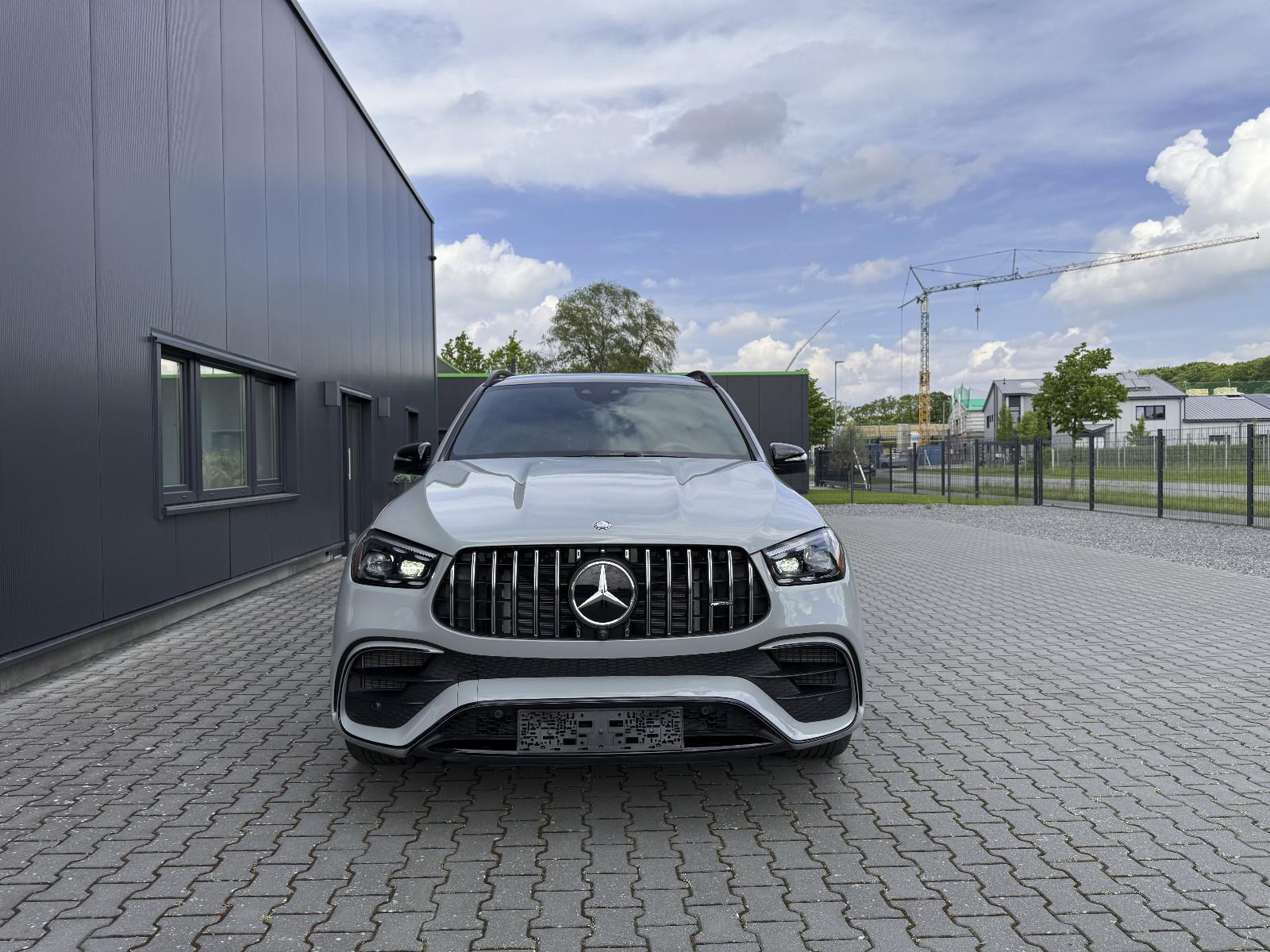 Mercedes-Benz GLE 63 S AMG,Panor,Distron,360K,Carbon