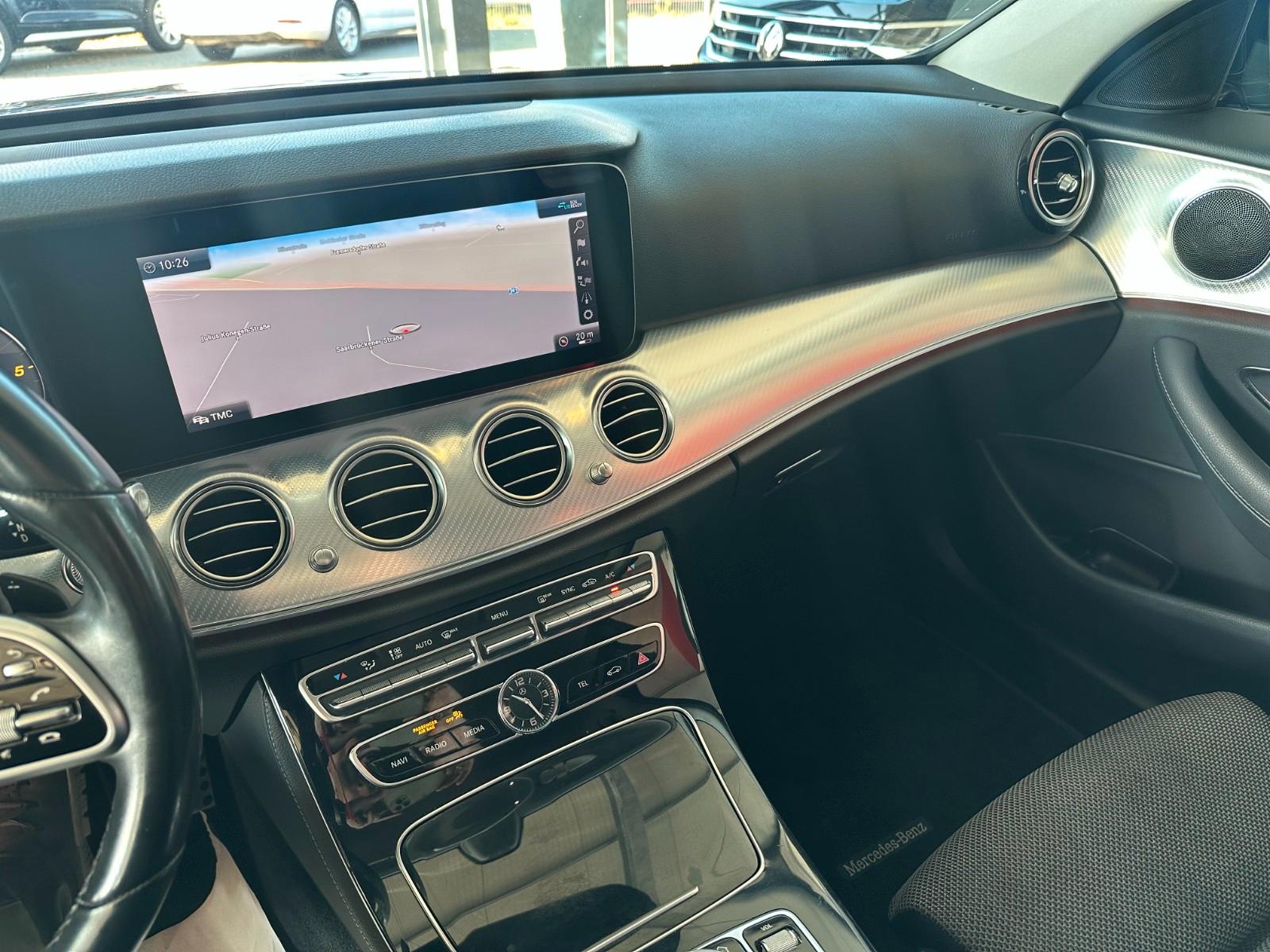 Mercedes-Benz E 220 d Limousine Automatik Avantgarde,Kamera2Hd