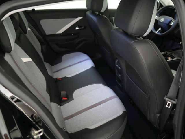Astra L LIM ELEGANCE+AHK+NAVI+RÜCKFAHRKAMERA+SIT