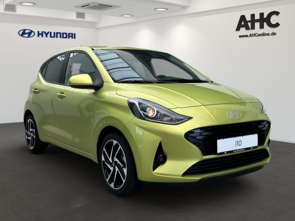 Fahrzeugabbildung Hyundai i10 1.2 Benzin M/T Prime KlimaA Navi KAM PDC