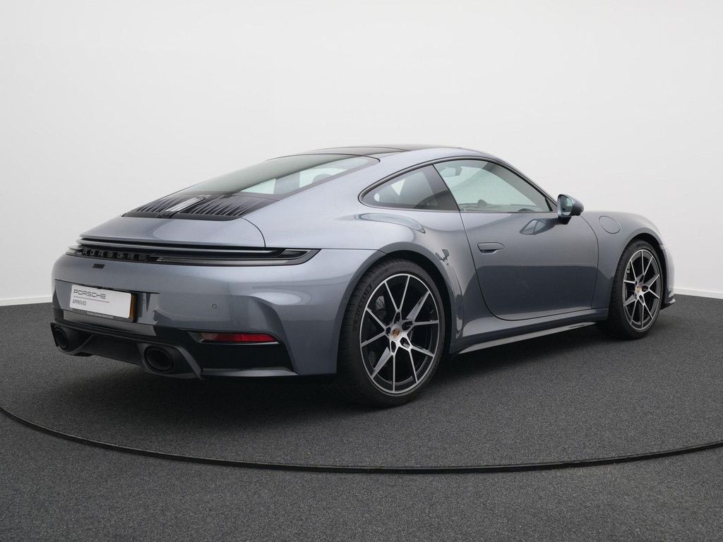 Porsche 992 — fotografia 3
