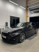 BMW 335i F30 M Paket - BMW 335 Limousine 335i m paket mit Benzin-Antrieb