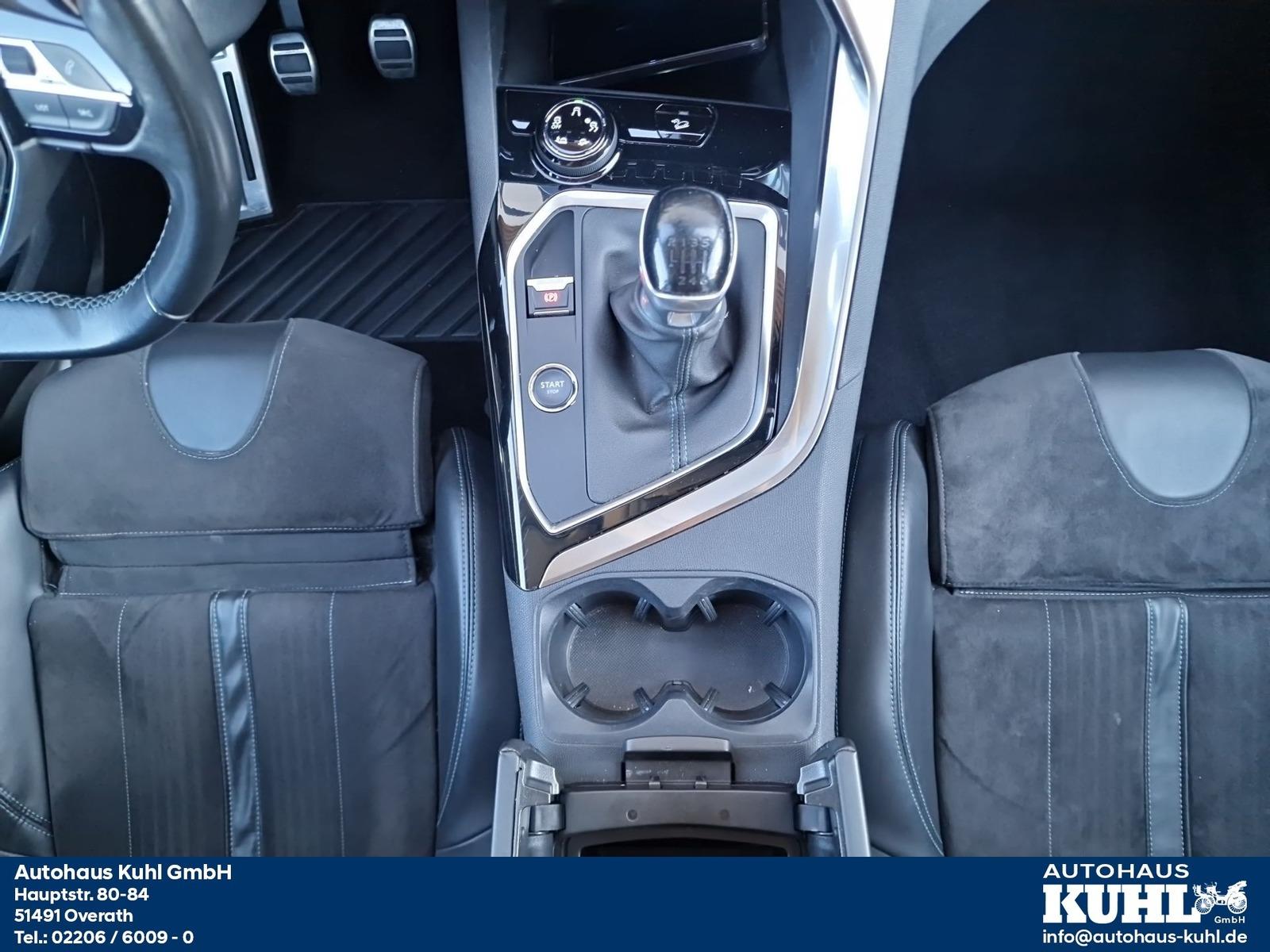 Peugeot 3008 1.5 BlueHDI Crossway AHK Navi,Klima,LED