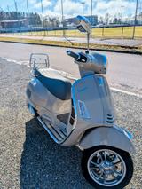 Vespa GTS 300