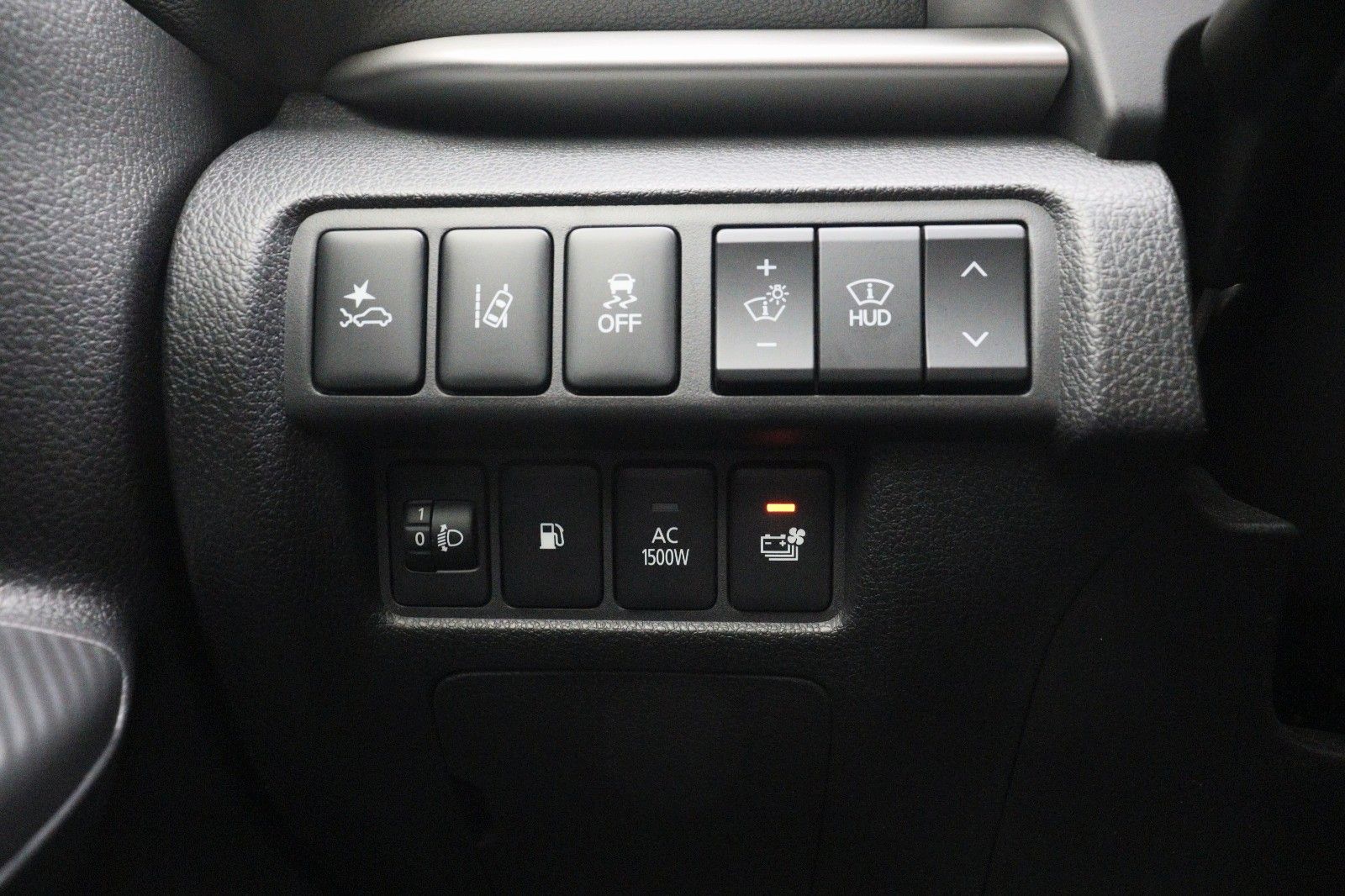Fahrzeugabbildung Mitsubishi Eclipse Cross Plug-In Hybrid Top 4WD