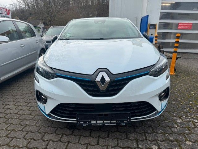 Fahrzeugabbildung Renault Clio E-TECH 140 Intens Navi+360Kamera+Lane