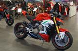 Ducati Streetfighter V4S +6 Carbon Extras +10 Extras - Ducati Motorräder in Köln