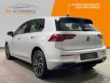 Fahrzeugabbildung Volkswagen Golf VIII 2.0 TDI Life #Virtual#Pano#ACC#LED