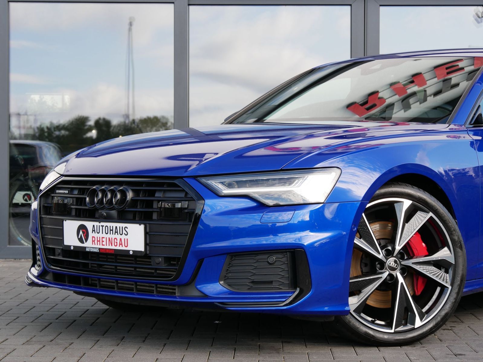 Fahrzeugabbildung Audi A6 55 TFSI e quattro sport MATRIX LED 21" B&O