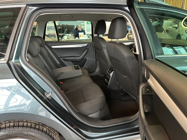Skoda Octavia Combi Style *Xenon*Klima*ACC*