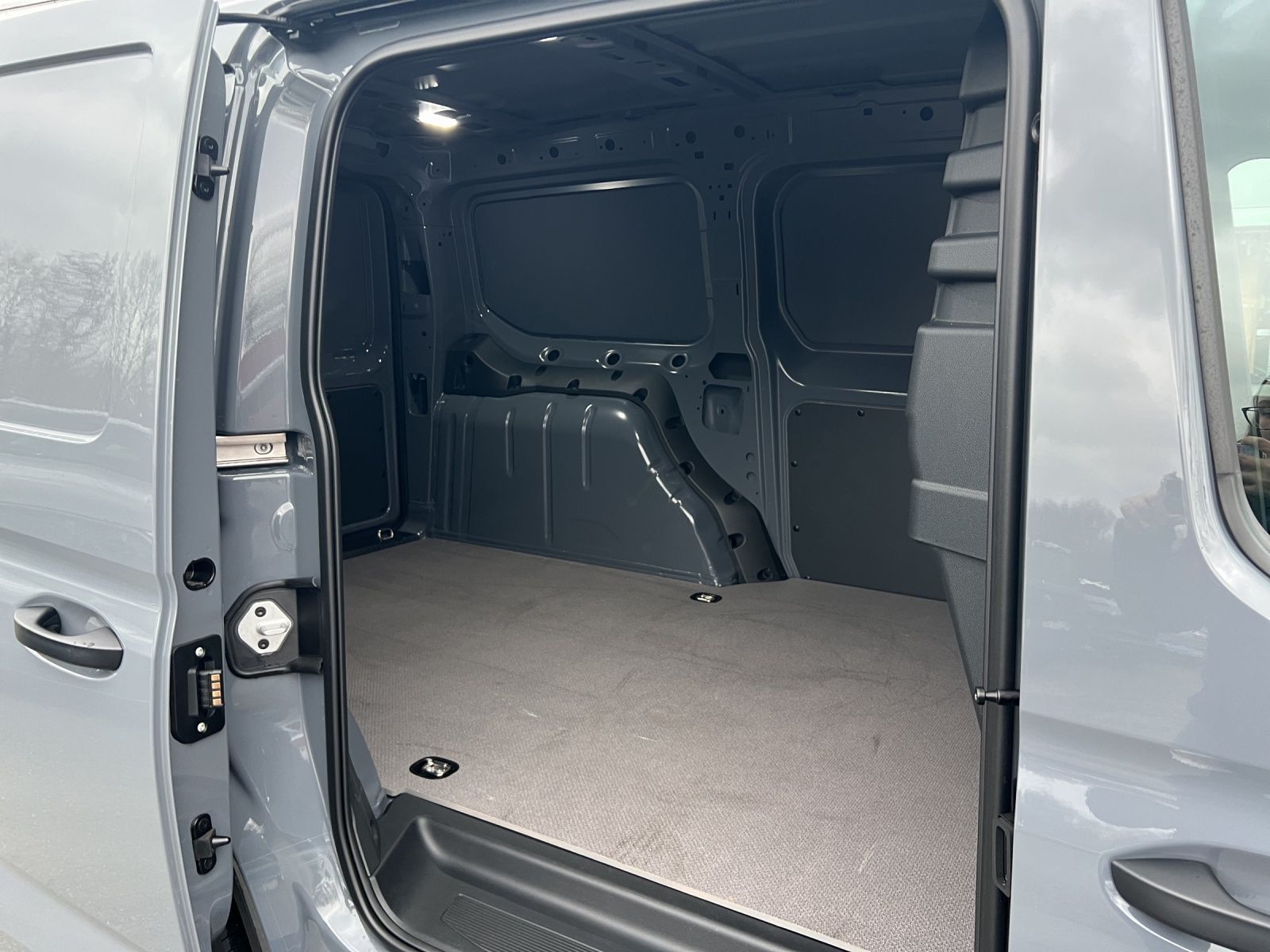 Caddy Cargo Maxi 1,5 l 85 kW TSI EU6 Frontantrie