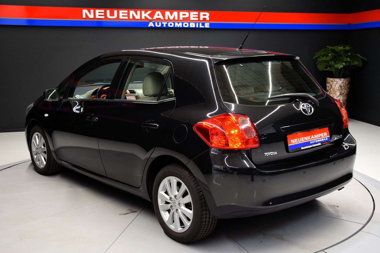 Fahrzeugabbildung Toyota Auris Executive 1. Hand Sitzheiz. Automatik PDC