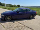 BMW 330i Coupé E92 LCI Mitternachtsviolett M-Paket - BMW 330: M 330i Paket