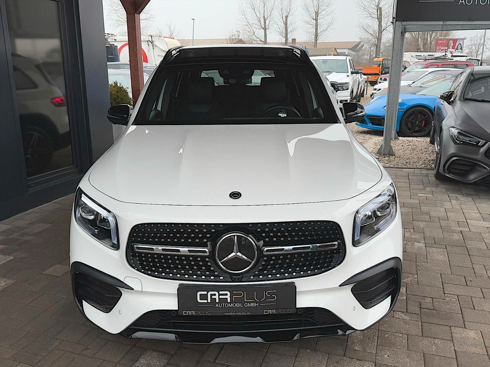 Fahrzeugabbildung Mercedes-Benz GLB 250 4Matic AMG Line Night Paket *Pano*ACC*