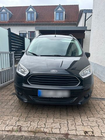 Ford Tourneo Courier aus zweiter Hand