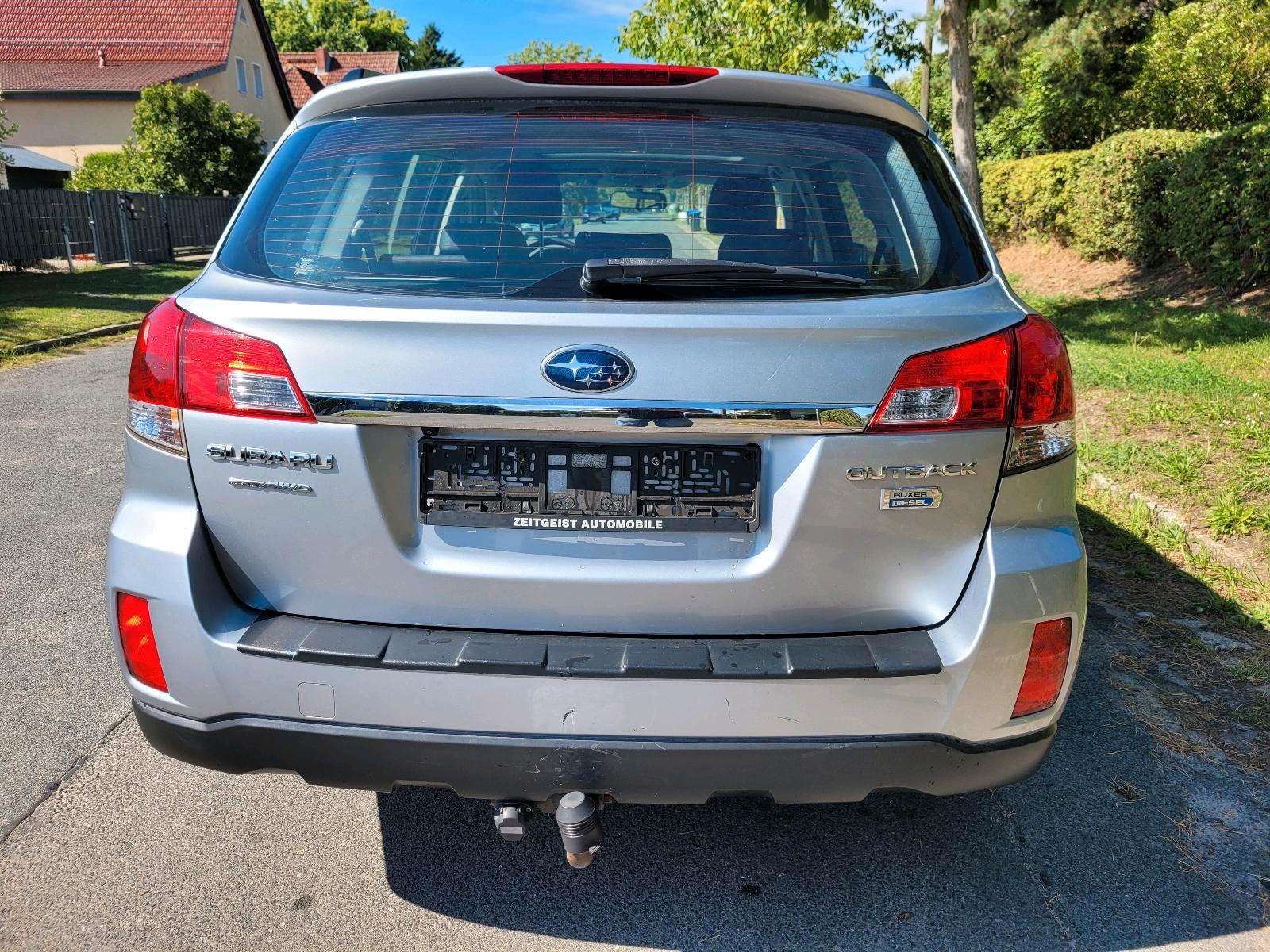 Subaru Outback 2013 — photo 7