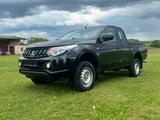 Mitsubishi L200 Basis Club Cab 4WD - Mitsubishi L200: Pickup