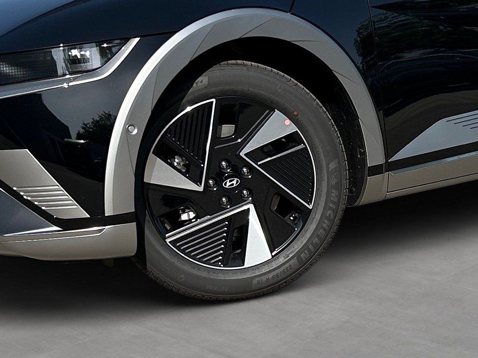 Fahrzeugabbildung Hyundai IONIQ 5 MY25 63kWh TECHNIQ PARK-P 360 440KMRANGE