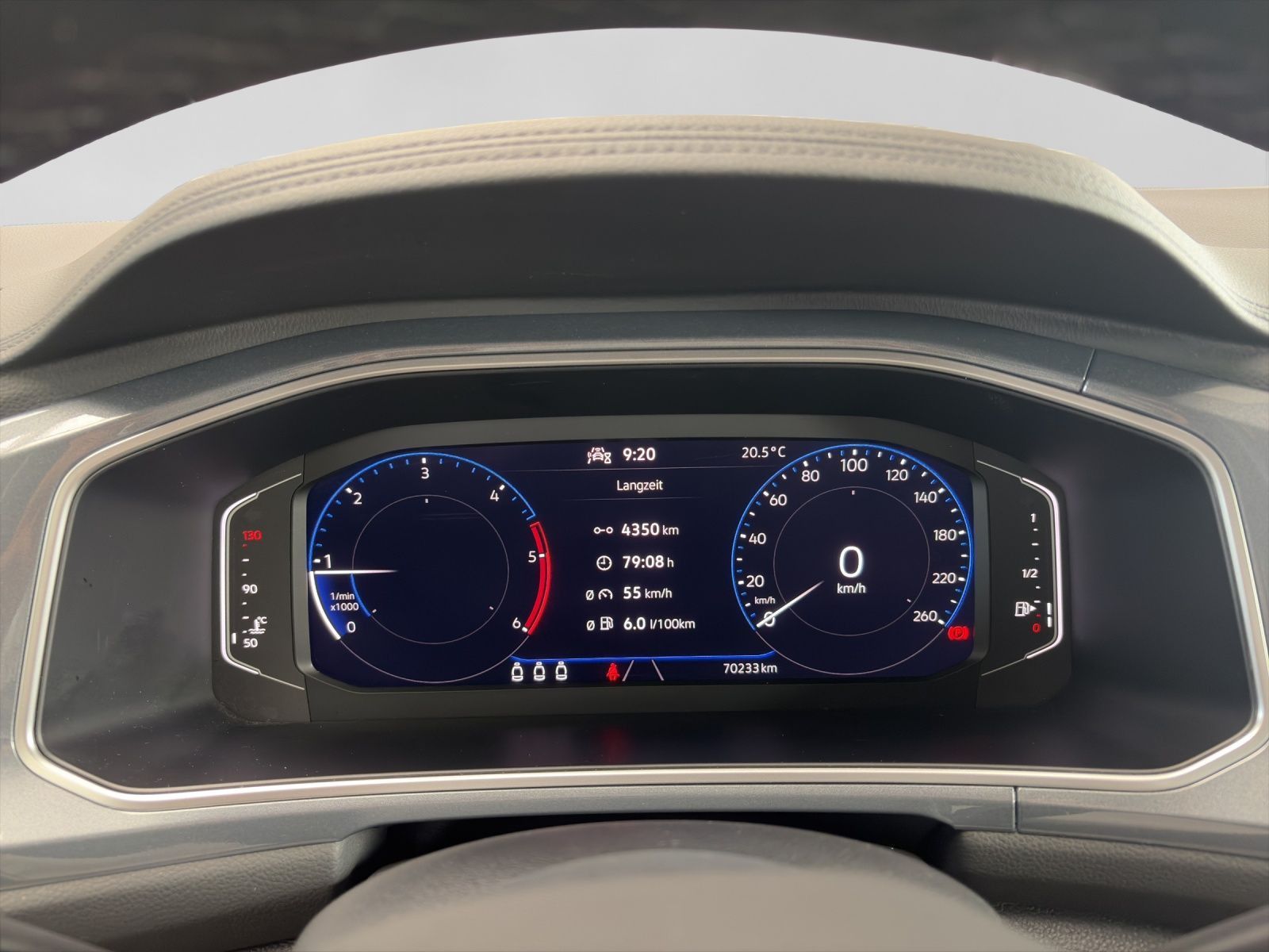 Volkswagen T-Roc - Bild 10