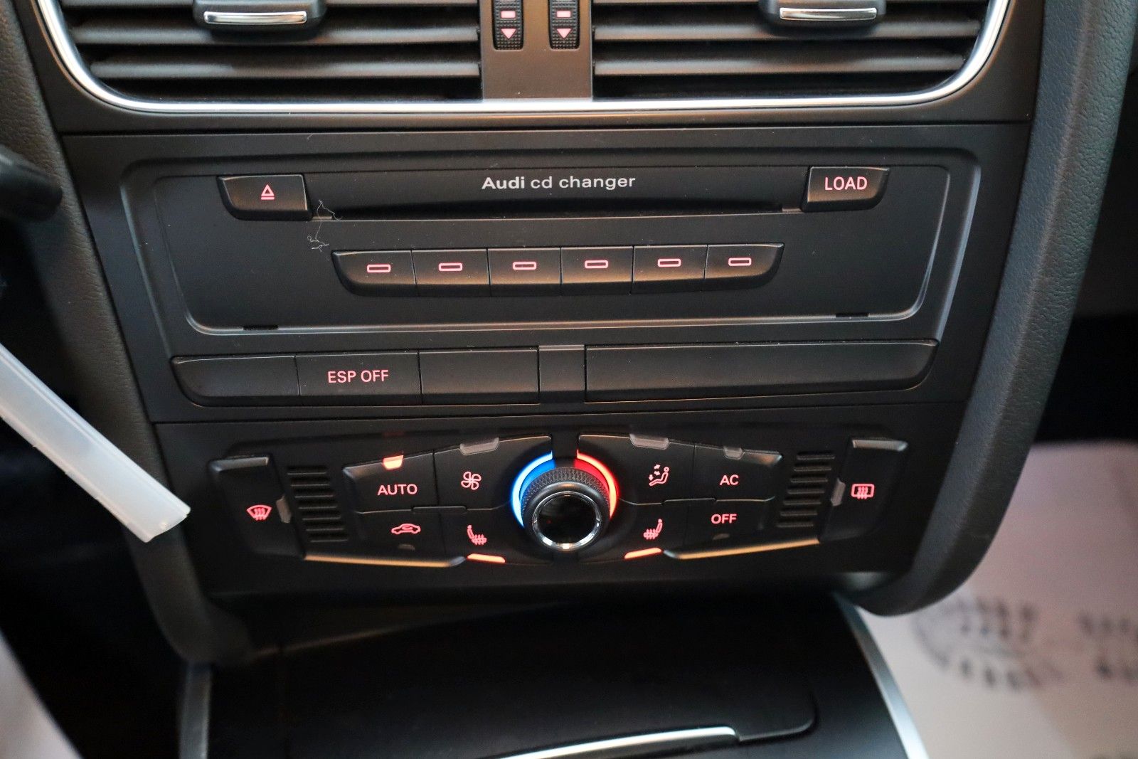 Fahrzeugabbildung Audi A4 Avant S line T.Leder,Navi,Xenon,SH.PDC