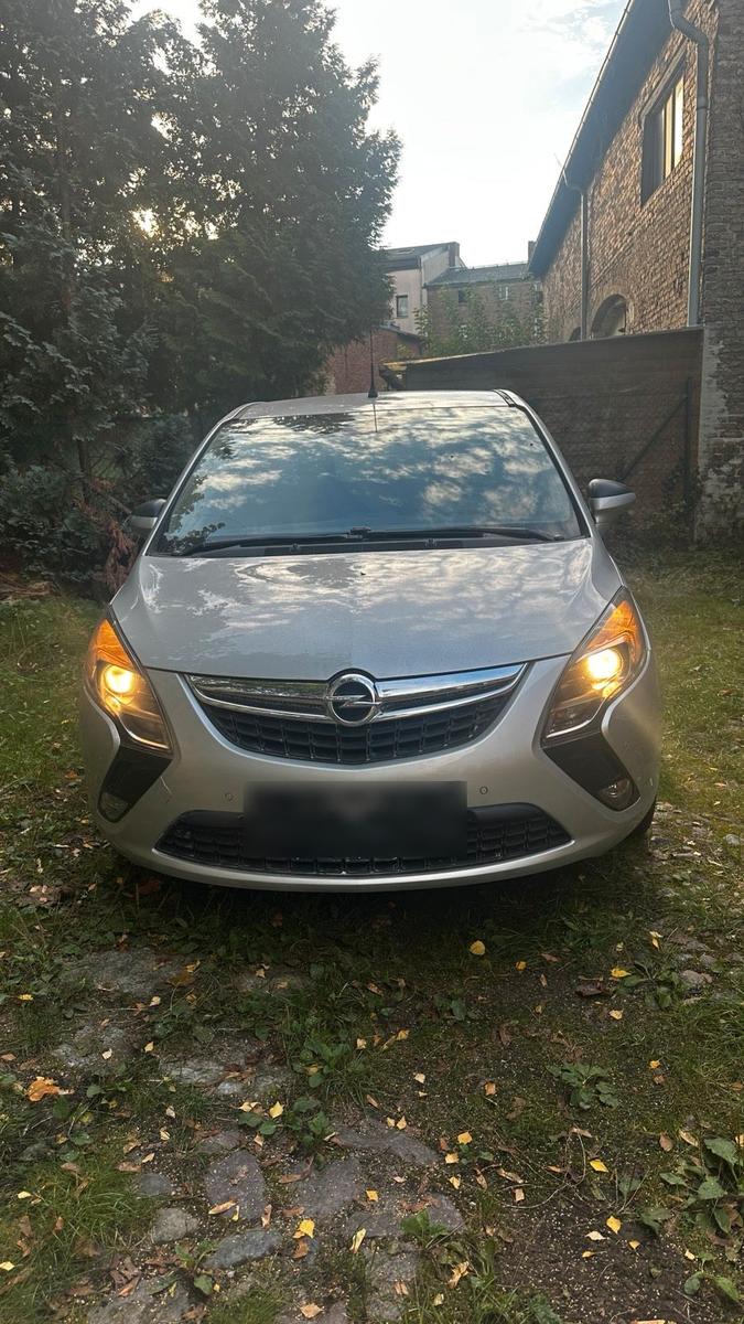 Opel Zafira Tourer