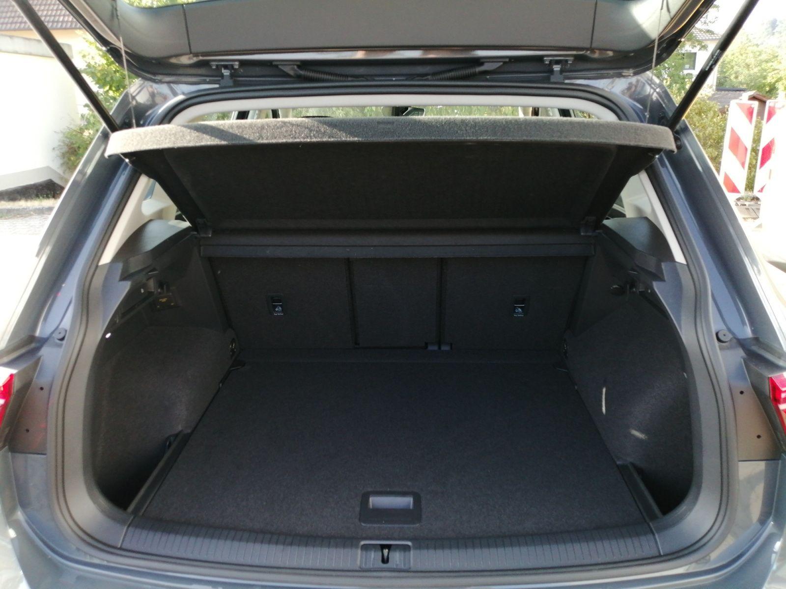 Volkswagen Tiguan Life 1.5 TSI DSG / CarPlay, AHK, LED, ACC