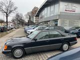 Mercedes-Benz 230 W124 Limo Automatik H Zullasung Schiebedach - Mercedes-Benz 230: W124