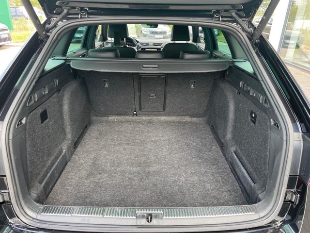 Superb Combi 2.0 TDI DSG L&K Navi,AHK,Kamera,Kli