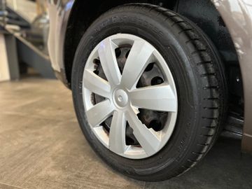 MYAUTOCENTER – Gebraucht- und Jahreswagen mit Werkstattservice in Pfaffenhofen Volkswagen Touran Comfortline *7-Sitzer*Freisprech*Klima*