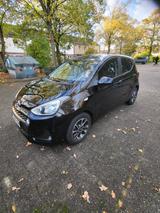 Hyundai i10 - Hyundai i10