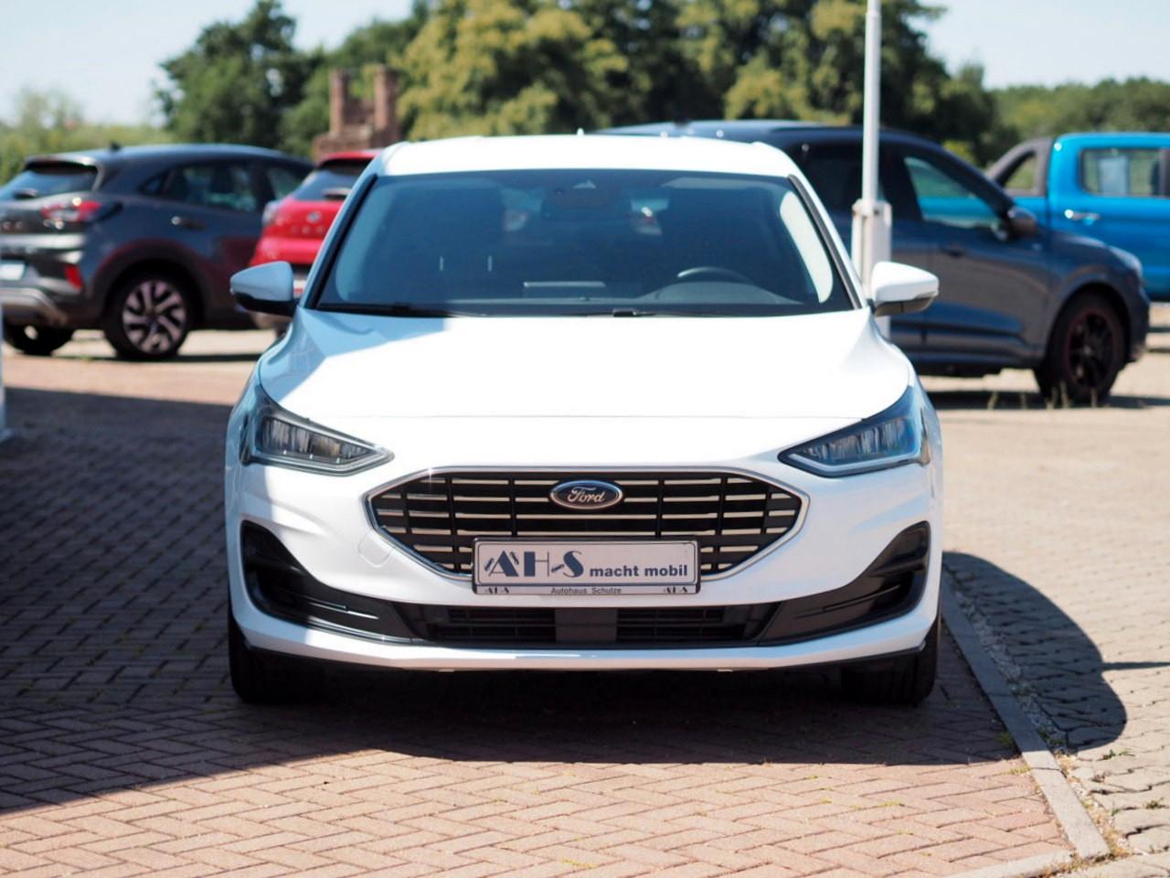 Ford Focus 125 PS Klimaauto. PDC v+h+Kamera Voll LED