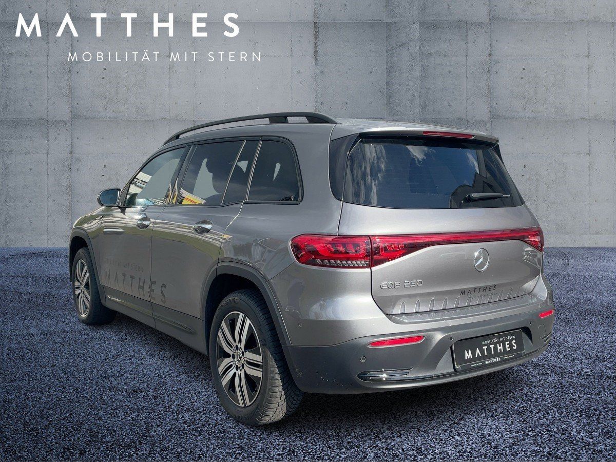 Fahrzeugabbildung Mercedes-Benz EQB 250 Progressive /Night/Totw/Navi/MBUX/PDC/LM