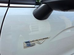 Fahrzeugabbildung Eclipse Cross Plus Select Black Hybrid 4WD