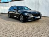 BMW 530d Touring G31 LED/AHK/Harmann-Kardon/8fach - BMW: Kombi, F31