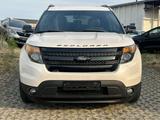 Ford Explorer - Ford Explorer mit Benzin-Antrieb: Allradantrieb, Geländewagen