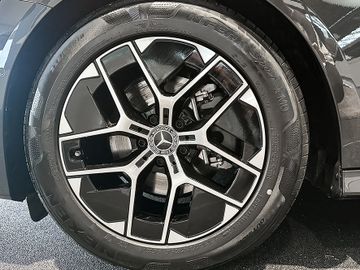 Mercedes E 200 - 6