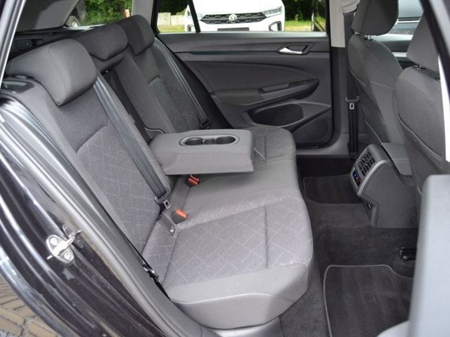 Golf VIII Variant 2.0 TDI 150 PS DSG Life AHK/LE