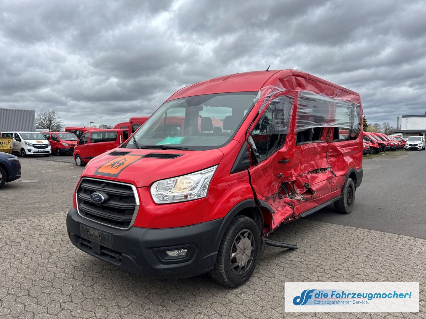 Fahrzeugabbildung Ford Transit Kombi 350 L3 Trend *TOTALSCHADEN *9058