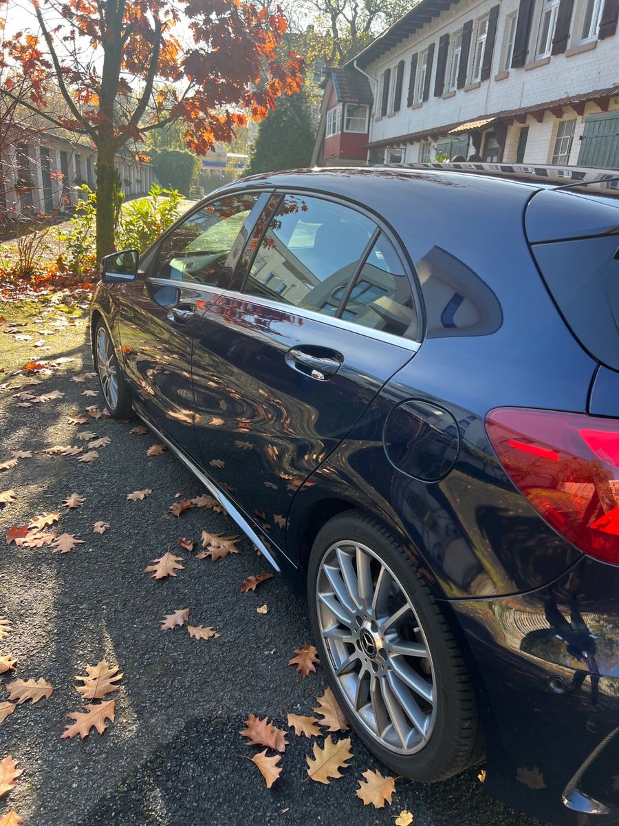MERCEDES-BENZ A 200 d AMG Line DCT AMG Line *TÜV neu*