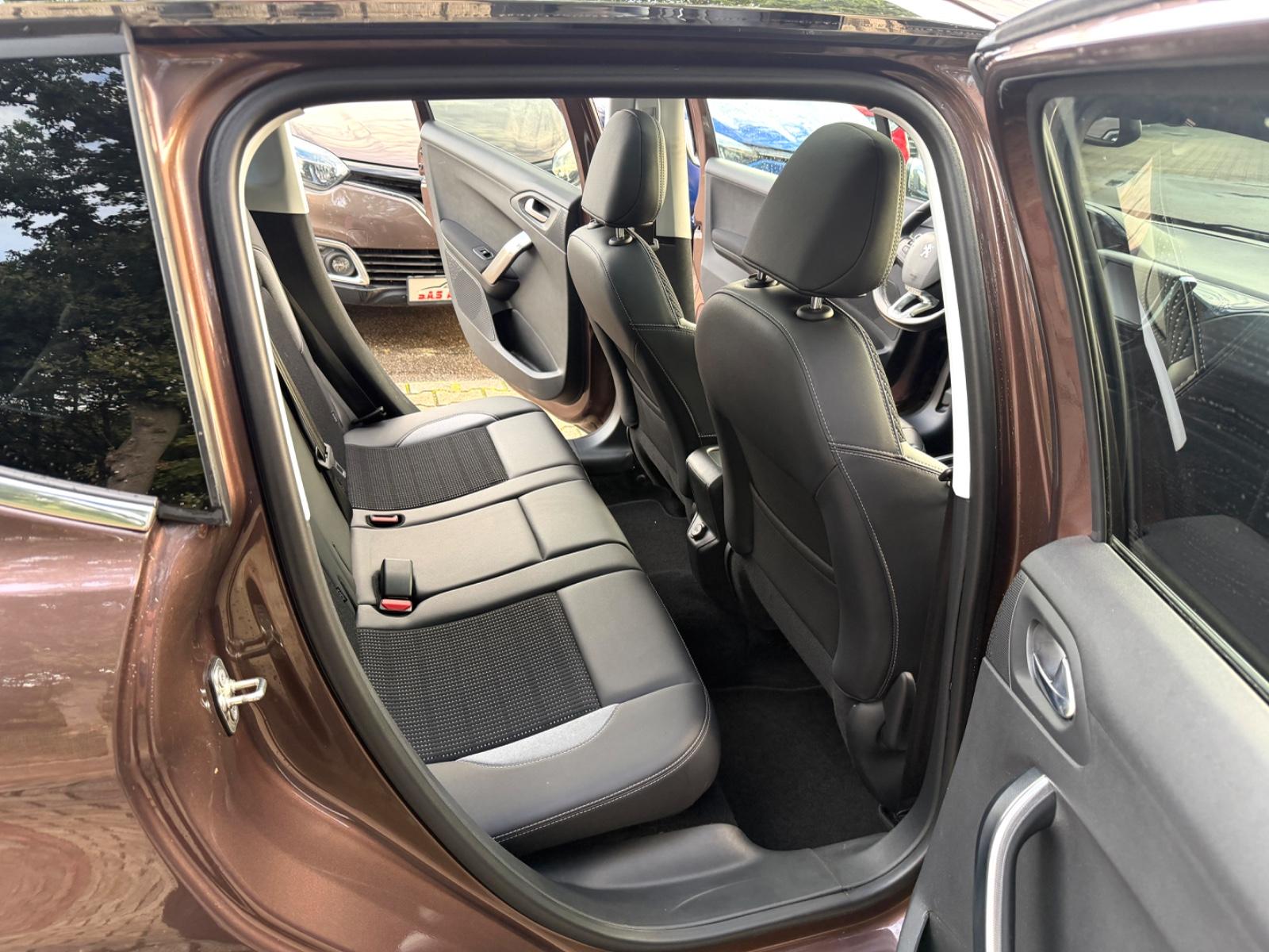 Peugeot 2008 Allure / Zahnriemen Neu/ Scheckheftgepflegt