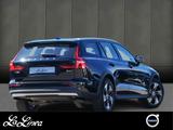 Volvo V60 CC B4 Ultimate AWD Pano*Harman/Kardon - Volvo V60 Cross Country Ultimate mit Diesel-Antrieb